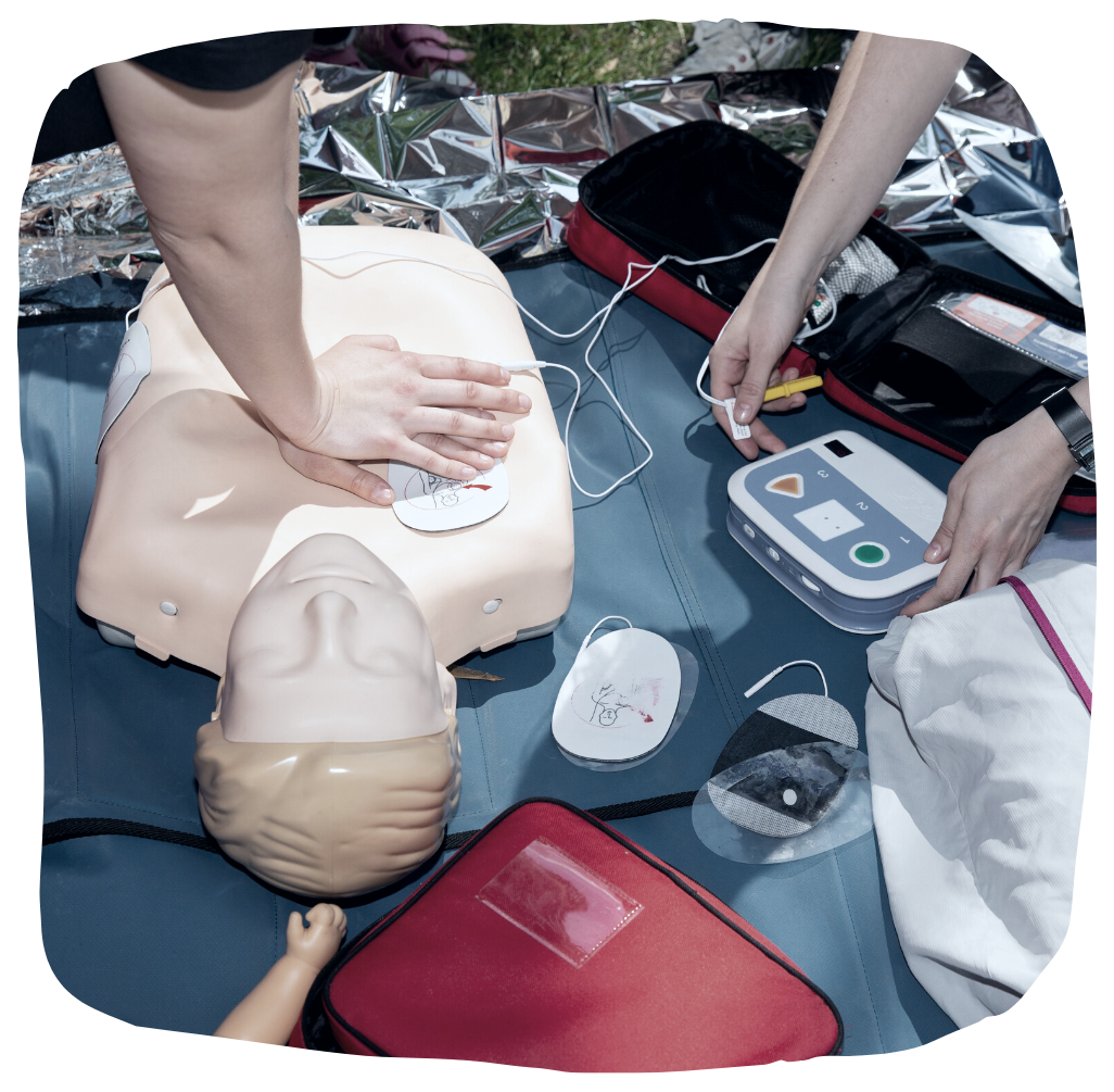 CPR AND FIRST AID CLASSES